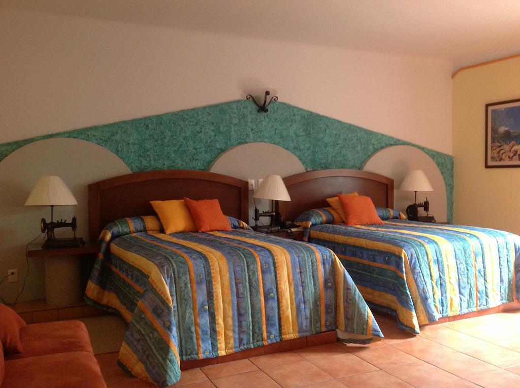 Hotel Plaza Rubio Amatitan 객실 사진